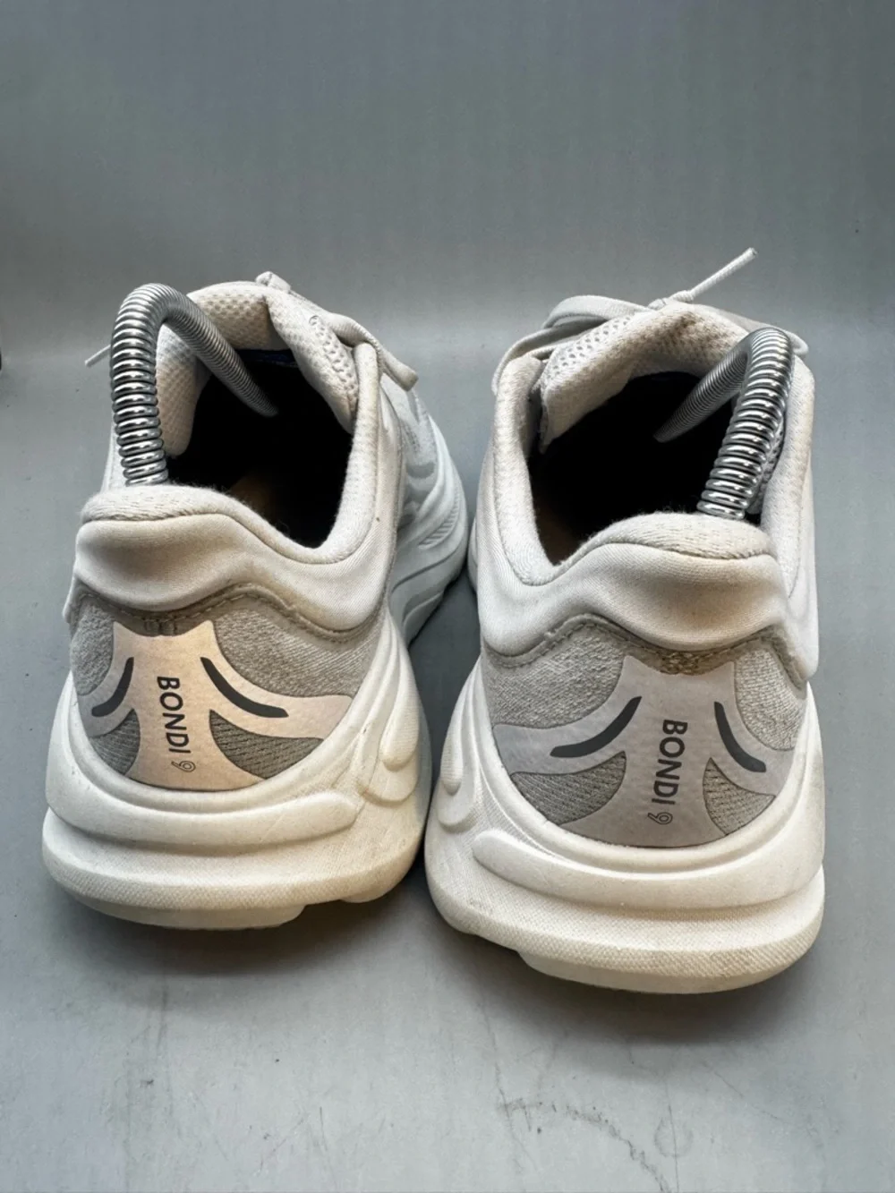 Size 8.5 - Hoka One One Bondi 6 Wide D Gray Women Low Top Running Walking Shoes - Picture 3 of 8